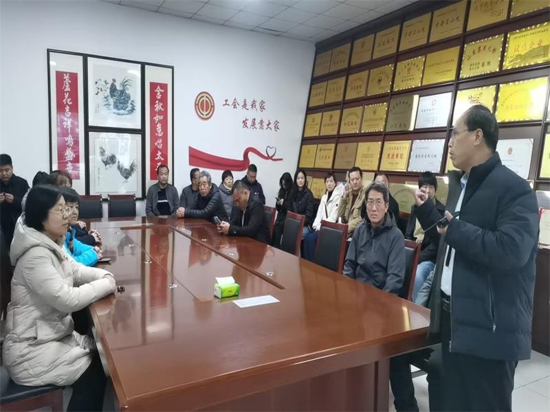民盟济宁市委一行莅临金秋农牧公司观摩考察