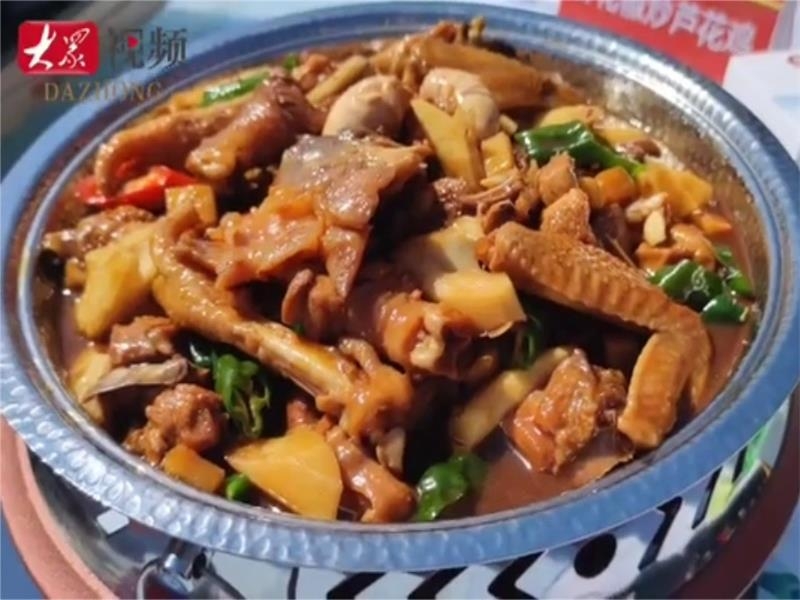 【媒体报道】香飘中都！各路大厨现场PK，汶上芦花鸡热辣登场