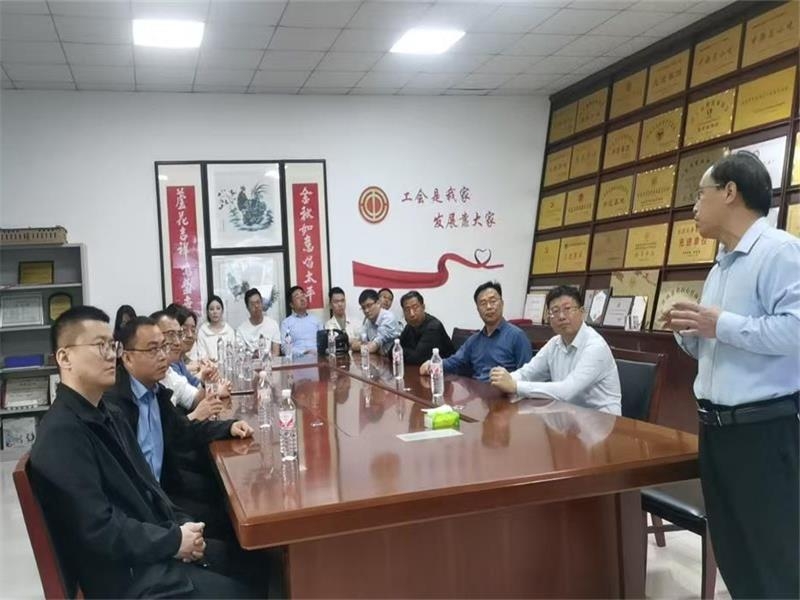 吉林扶贫办等考察团到金秋农牧公司考察调研汶上芦花鸡产业发展情况